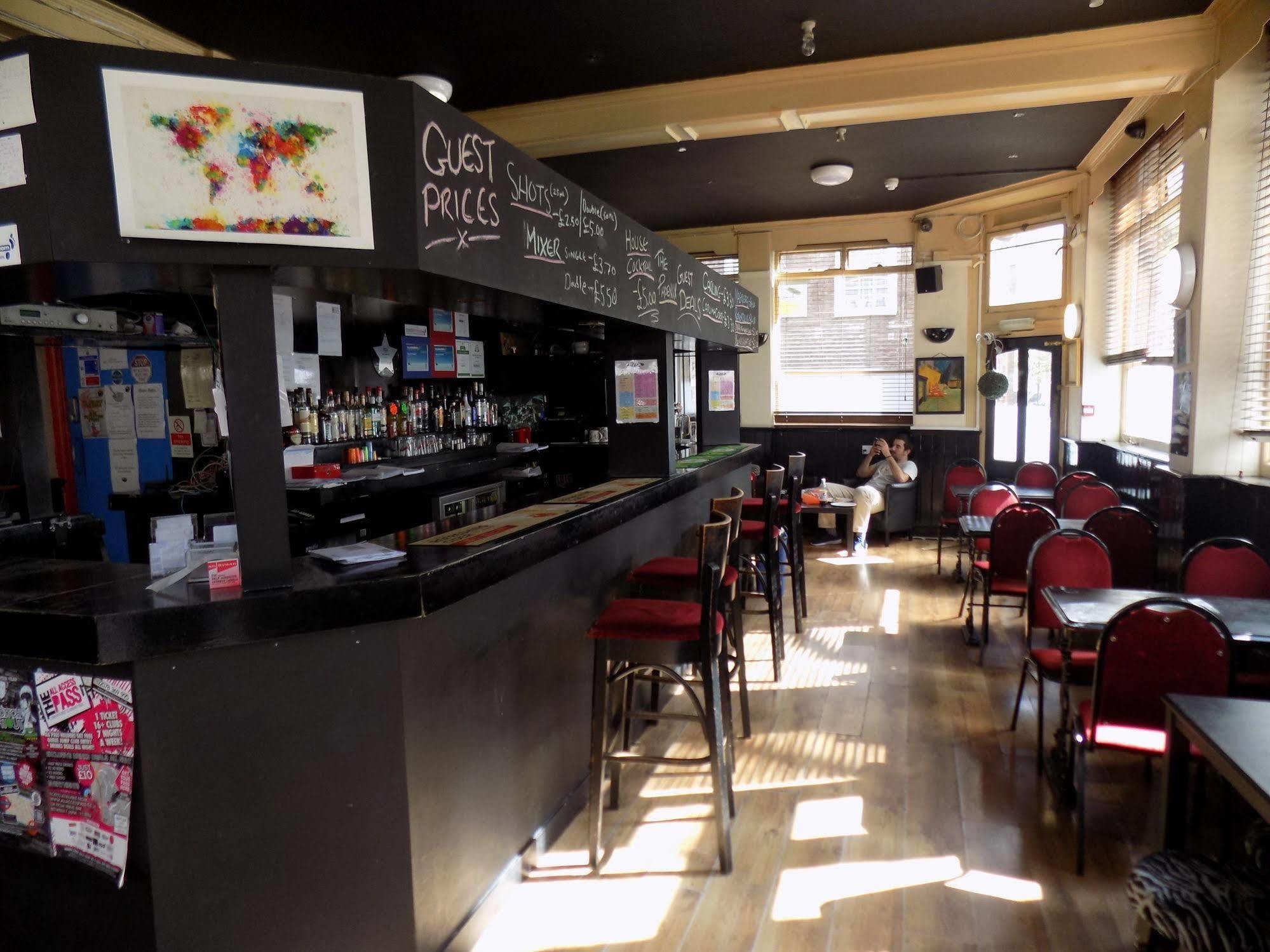 The Phoenix Hostel Paddington Лондон Экстерьер фото