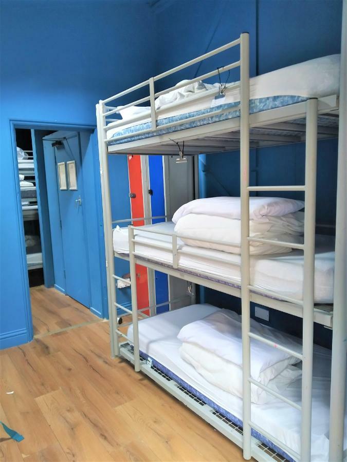 The Phoenix Hostel Paddington Лондон Экстерьер фото
