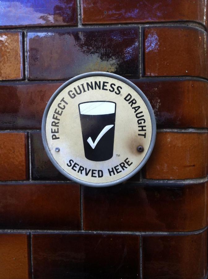 The Phoenix Hostel Paddington Лондон Экстерьер фото
